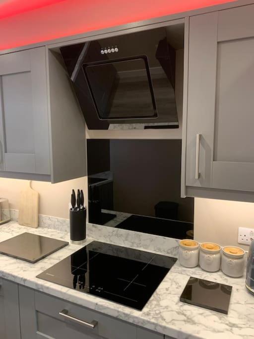 Newly Converted 3 Bedroom Apartment In Ulverston Ngoại thất bức ảnh